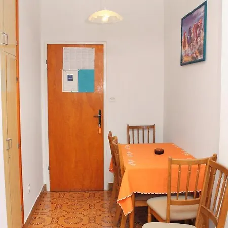 And With Parking Space Palit, Rab - 5061 Affittacamere