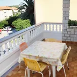 Pensjonat And With Parking Space Palit, Rab - 5061 Palit
