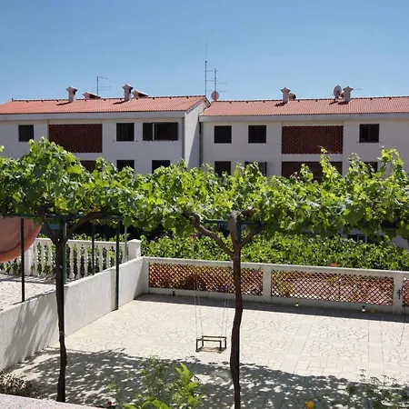 And With Parking Space Palit, Rab - 5061 3* Palit