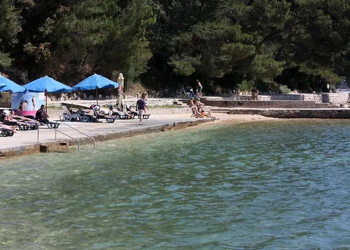 And With Parking Space Palit, Rab - 5061 3*